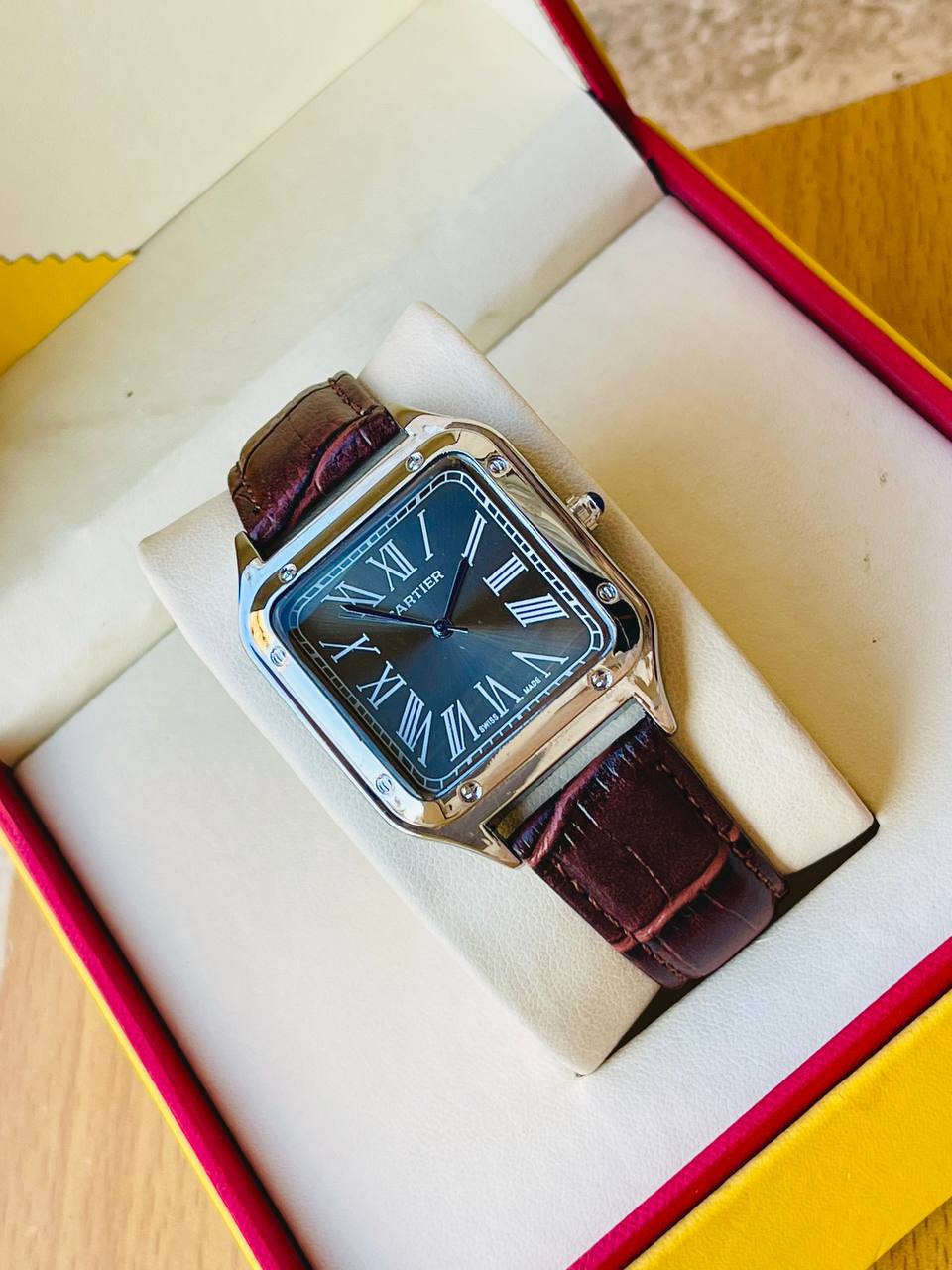 ساعة كارتيير سانتوس رجالية مرصعة - Cartier Santos Style Watch